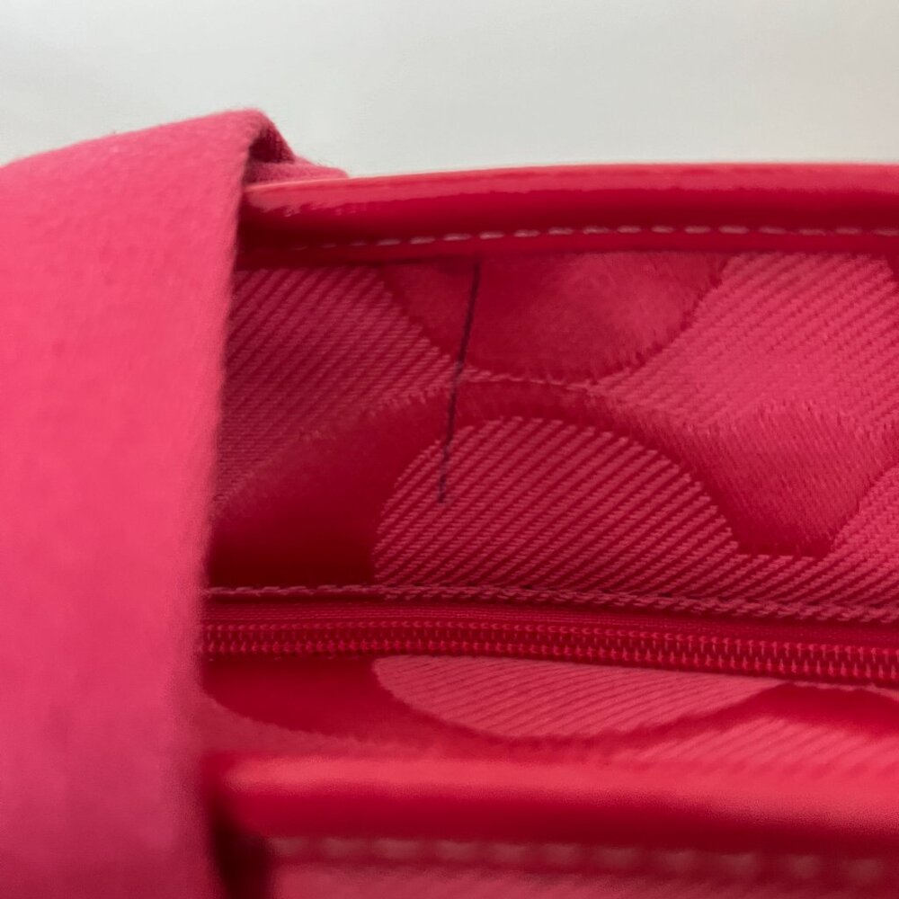 COACH Hot Pink Kyra Daisy Signature Tote F18844 - Picture 3 of 5